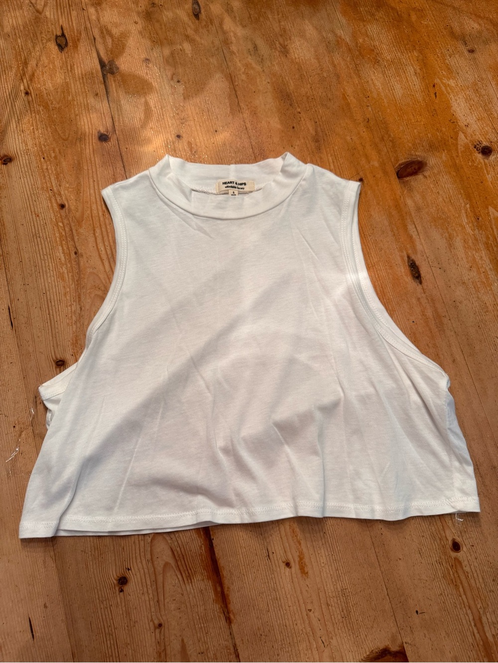 Heart & Hips White Cropped Muscle Tank